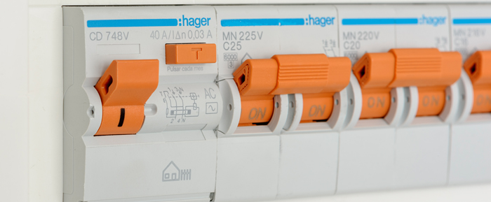 Circuitos Eléctricos en Viviendas