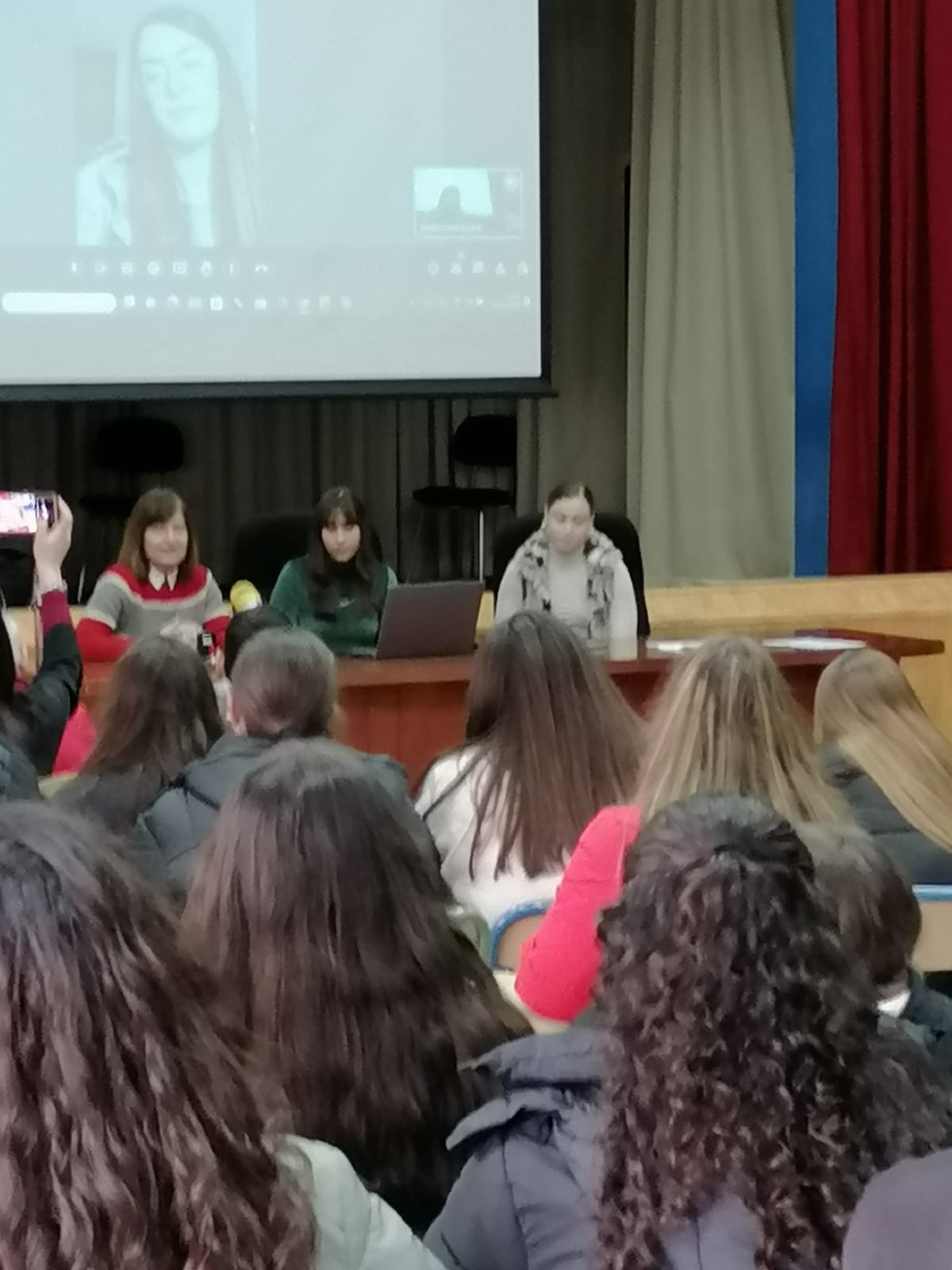 Día de la Mujer y la Niña en la Ciencia