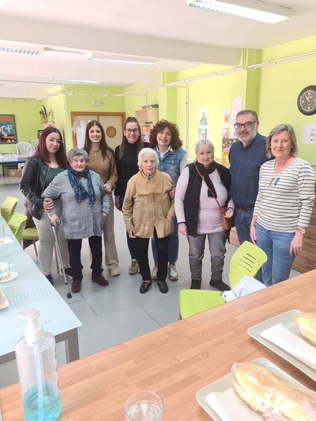 Visita de la Asociación de Alzheimer Sierra Mágina
