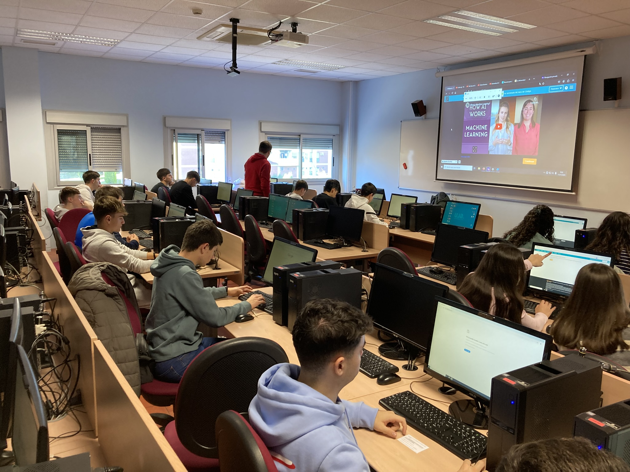 Semana de la Ciencia en la UJA