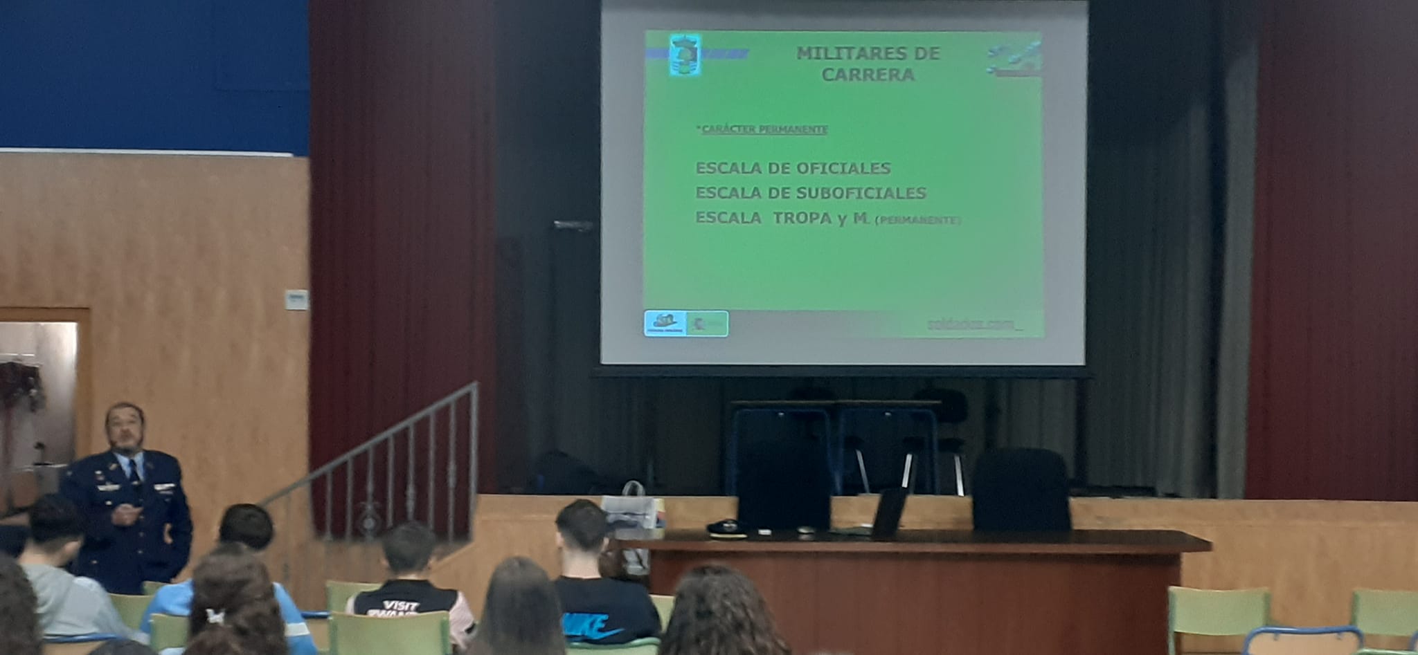 Charla Fuerzas Armadas